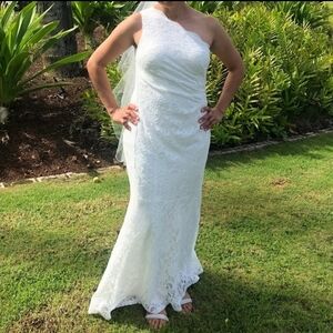 db STUDIO ivory lace one shoulder.dress size 18w